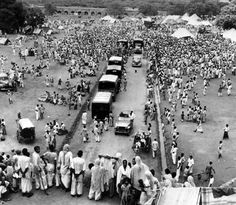 an old black and white photo of many people