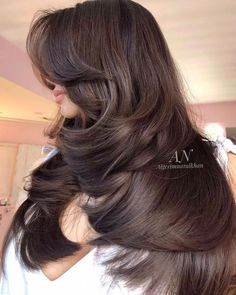 Long Hairstyle Ideas, Black Wavy Hair, Long Haircuts, Long Hair Wigs, Long Hairstyle, Hairstyles And Haircuts, Organic Hair Care, Long Curls, Hair Flip