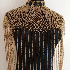 Black And Gold African Dress, Zulu Beads Necklaces, Traditional Beads Necklaces, African Accessories Jewelry, African Jewelry Necklaces, Zulu Beads, Egypt Clothing, Masai Necklace, Zulu Wedding