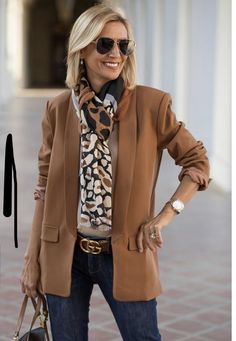 Clothes For Women Over 50, Over 60 Fashion, Mode Casual, 60 Fashion, Over 50 Womens Fashion, Trendy Fall, Brown Jacket, Blazer Fashion