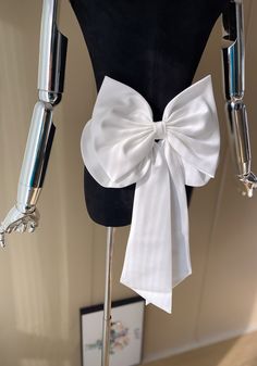 Friends, welcome to my store.   Bow is 13 inches wide and 22 inches long   Our wedding bows can be customized to suit your needs, you can provide sizes and different color fabrics and we will make your favorite wedding bow based on the colors you provide.   The removable wedding bow material is high-end soft satin.   The butterflies have custom pins so they can be easily attached in different places and you can create your own bridal design.   All our products are handmade using the highest qual Luxury Detachable Bow Suit And Tie Accessories For Party, Girls Graduation Dresses, Wedding Dress Bow, Bridal Bow, Detachable Wedding Dress, Girls Bridesmaid Dresses, Bridal Design, Bow Wedding Dress, Toddler Wearing