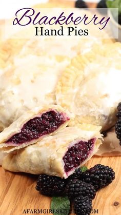 Blackberry Hand Pies, Blackberry Pie Filling, Blackberry Dessert, Homemade Pie Crust, Homemade Pie Crust Recipe, Hand Pie Recipes, Blackberry Pie, Blackberry Recipes, Fried Pies