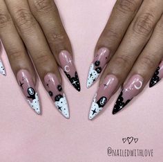 Studio Ghibli Nails, Ghibli Nails, Halloween Acrylic Nails, Wow Nails, Anime Nails, Goth Nails, Kawaii Nails, Dream Nails, Fire Nails