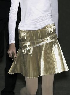 Helmut Lang - f/w 2002 Rich Grandma, Spring Inspo, Summer 2025, Clothing Design, Fashion People, Close Image, Nice Things