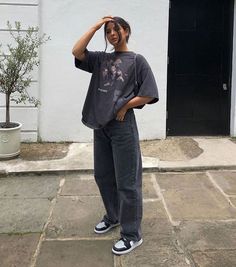 Looks Hip Hop, Adrette Outfits, 70s Outfits, Streetwear Fashion Women, Indie Outfits, Swaggy Outfits, Mode Inspo