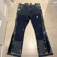 Gallery Dept. La Carpenter Flare 'Navy' Never Worn Black Men Fall Fashion, Gallery Dept Jeans, Jeans Outfit Men, Graffiti Photography, Gallery Dept, Mens Bootcut Jeans, Custom Jeans, Flare Denim Jeans, Street Fashion Men Streetwear