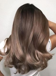 Brown Hair Shades, Ash Hair, Ash Brown Hair, Hot Hair Colors, Brown Hair Balayage, Winter Hair Color, Hair Shades, Brown Blonde Hair, Winter Hairstyles