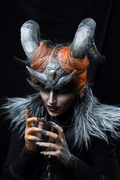 #krampus #demon #mythology #beast #original #luntares Krampus Makeup, Antlers Costume, Saint Nicholas, Dark Night, Costume Ideas