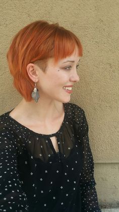 Copper hair color and undercut #undercut #bob #copperhair #fallhair #davinescolor Choppy Bob Hairstyles, Copper Hair Color, Copper Hair, Undercut Hairstyles, Mullet Hairstyle, Trending Hairstyles, Grunge Hair, Short Bob Hairstyles