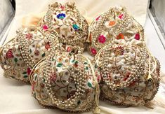 "Lot Of 100 Indian Handmade Women's Embroidered Clutch Purse Potli Bag Pouch Drawstring Bag Wedding Favor Return Gift For Guests Free Ship PRODUCT DETAIL :- -------------------------- Product Item : Embroidered Potli Bags Size : 5x7\" approx Product Line: Rajasthani Ethnic Women Handbag Potli Bags Material -: Fabrics, Beads Occasion: Any Occasion, Festive, Party, Wedding, Bridal PRODUCT DESCRIPTION :- This colorful Clutch Purse with vibrant colors & ethnically designed is a specialty from Rajast Rajasthan Art, Colorful Clutch, Embroidered Clutch Purse, Wedding Party Bags, Pouch Drawstring, Gift For Guests, Indian Wedding Favors, Potli Bag, Embroidered Clutch