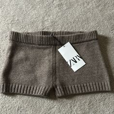 Nwt Zara Sweater Shorts Size S Casual Brown Winter Shorts, Zara Brown Short Bottoms, Zara Bottoms Short Length For Fall, Zara Bottoms For Fall, Short Length, Zara Brown Shorts, Zara Short-length Bottoms For Fall, Zara Short Length Bottoms For Fall, Zara Brown Summer Shorts, Distressed High Waisted Shorts