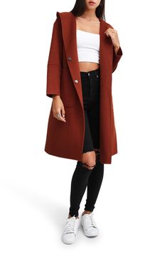 Crafted from a wool blend in a laid-back hooded silhouette, Walk This Way Coat is the essence of the smart-casual style that can be dressed up and down for any occasion. Hidden snap buttons, cropped sleeves and an oversized fit are the signature features of this gorgeous style. Boots or sneakers, jeans or boho dress - now you can elevate any look with this high quality, relaxed coat. Designed for an oversized fit. Take your usual size for the intended look or size down for a neater look. Do Not Fall Selfies, Smart Casual Style, Cropped Sleeves, Walk This Way, Oversized Coat, Wool Blend Coat, Cosplay Outfits, Easy Wear, Online Accessories