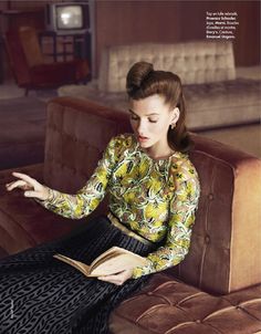 Marcin Tyszka | Elle France April 2012 | Flower Chic Librarian Chic, Black Photo, Quirky Fashion, April 2012, Reading A Book, Vintage Hairstyles, Colorful Fashion, Fashion Photo