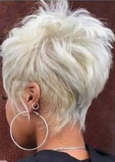 Pin by Linda Derrington Goodwin on short hair in 2022 | Short silver hair, Short hair wigs, Messy short hair White Hair Short, Silver Hair Short, Short And Sassy Hair, Sassy Haircuts