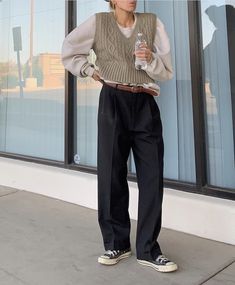 Sweater Vest Outfit Mens, Genderfluid Outfits, Grandpa Outfit, Masculine Outfits, Masculine Clothing, Cold Fits, Sweater Trends, Androgynous Fashion