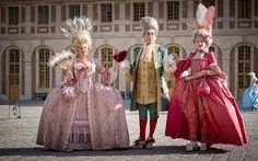 palace of versailles themed event - Google Search Versailles Hall Of Mirrors, The Finest Hours, Hall Of Mirrors, Costume Ball, Dress Appropriately, Period Costumes, Baroque Fashion, Historical Dresses