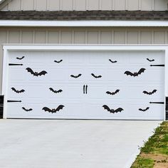 garage door halloween bat magnets Bats Decoration, Garage Halloween, Metal Front Doors, Halloween Magnets, Halloween Garage Door, Halloween Garage, Metal Front Door, Door Murals, Spooky Halloween Decorations