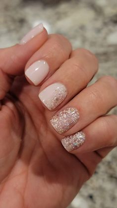 New Years Nail Colors Dip, Dip Powder Nails New Years, Natural Nails Dip Powder Designs, Nail Dipping Powder Designs Winter, Cute New Years Nails Short, Neutral Winter Nails Gel, Dip Powder Nails Fall 2024, Dipped Nails Ideas Winter