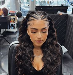 BRAIDS & STYLING | NOW BOOKING MAY 📲!! BOOKING LINK & PRICES ARE UP IN MY BIO 📲🙏🏽🙏🏽🙏🏽 WHO IS BOOKING THIS NEXT STYLE WITH ME ☺️🙏🏽🤭🔥🔥🔥! #hair #hairstylist... | Instagram Braids Into Half Up Half Down, Side Braids With Curls, Curly Hairstyles Sports, Braids With Hair Down, Fun Summer Hairstyles, Braided Curly Hairstyles, Side Braid With Curls, Side Braids For Long Hair, Hairstylist Instagram