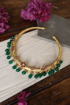 Buy Gold Plated Pink Hasli Necklace Green Choker Necklace Bridal Indian Necklace Indian Hasli Choker Necklace With Green Stones Online in India - Etsy Gold Cutdana Choker Necklace, Fusion Style Gold Choker With Tilla, Gold Fusion Choker With Tilla Detail, Gold Fusion Style Choker With Tilla, Gold Fusion Choker With Tilla, Necklace With Green Stones, Green Choker Necklace, Hasli Necklace, Green Choker