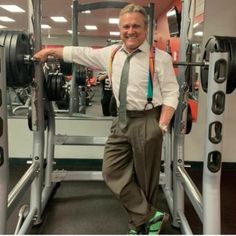 Tom Platz, Gym Motivation Wallpaper, Gym Wallpaper, Give Up On Your Dreams, You Gave Up, Legs Day, Low Key, Gym Motivation, Suspenders