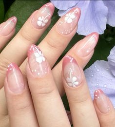 Cute Summer Flower Nails, Cocette Nail Ideas, Pink Nails With Flower Design, French Tip Flower Nails, Nail Inspo Flower, Island Nails, Hawaii Nails, Cute Simple Nails