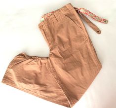 Selena Gomez Dream Out Loud Crop Capri Ankle Pants Size 5 NEW . Shipped with USPS Measurements were taken laying flat down •Length 34” •Inseam 27” Brown Cropped Leg Bottoms For Spring, Brown Cropped Leg Pants For Spring, Brown Chinos For Spring, Ankle Pants, Out Loud, Selena Gomez, Bermuda Shorts, Khaki Pants, Capri