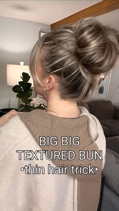 Volume Bun, Easy Messy Hairstyles, Ponytail Hairstyles Easy, Hair Bun Tutorial, Easy Hair Updos, Beauty Tips For Hair, Hair Tutorials For Medium Hair, Bun Hairstyles For Long Hair