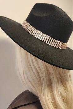 Elegant Wide Brim Hat With Rhinestones, Evening Hats With Rhinestones And Curved Brim, Black Wide Brim Hat With Rhinestones, Elegant Bedazzled Hats, Gold Adjustable Hats With Rhinestones, Adjustable Gold Hat With Rhinestones, Evening Wide Brim Hat With Rhinestones, Party Hats With Rhinestones And Short Brim, Adjustable Fedora With Rhinestones