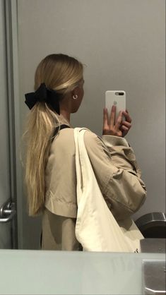 Shan Mendes, Scrunchie Storage, Fashion Grunge, Tumblr Aesthetic, Grunge Makeup, Teenager Outfits, Grunge Hair, Dr Dre