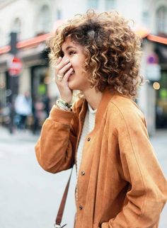 Cool Haircuts For Girls, Thick Curly Hair, Hair Styles 2017, Popular Haircuts, Girl Haircuts, Curly Hair Cuts, Short Curly Hair