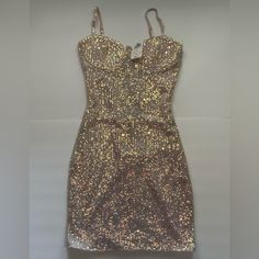 Sequins Dress For Party , Dinner , Graduation, Etc. Size S , There Is A Slip Inside So There Is Not Much Stretch . Beautiful , Brand New Never Worn Dress For Party, Sequins Dress, Party Dinner, Windsor Dresses, Sewing Diy, Reception Dress, Kpop Fashion Outfits, Kpop Fashion, Sequin Dress