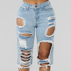 Light Wash Boyfriend Capri No Stretch Rigid Denim Distressed With 5 Pockets 100% Cotton Reasonable Offers Accepted Same/Next Shipping, Orders Placed On Weekend Will Be Shipped On Monday Jean Color, Jeans Light Wash, Fashion Nova Jeans, Jeans Light, Capri Jeans, Shipping Orders, Ripped Jeans, Colored Jeans, Boyfriend Jeans