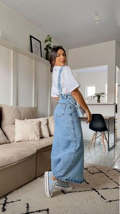 Long Maxi Skirt Outfits, Jeans Skirt Outfit, Outfit Denim Skirt, Blue Skirt Outfits, Denim Skirt Outfit, Denim Dress Outfit, Jean Skirt Outfits, Outfit Denim, Skirts Outfits