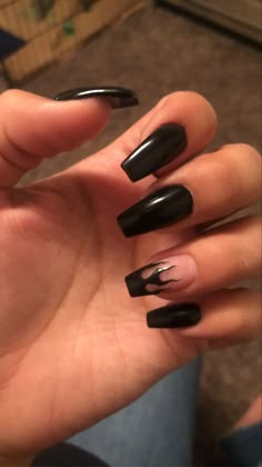 Ballerina Nail Ideas Medium, Nails Acrylic First Day Of School, Medium Length Coffin Acrylic Nails Black, Back To School Nails Black, Black Nails Easy, First Day Of School Nails Acrylic, Grade 8 Grad Nails, Squoval Nails Design, Goth Mommy