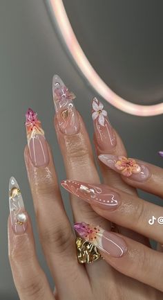 Vacation Nails Aesthetic, Birthday Nails 2024, Tropical Holiday Nails, Mermaid Nails Aesthetic, Sculpted Flower Nails, Floral Summer Nails, Prom Dresses Satin, Orchid Nails