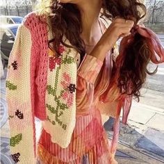 Beautiful Floral Cardigan Comfortable And Chic Loose Style For The Style Look First 3 Images Are Actual Item Boho Knitted Cardigan, Coat 2020, Boho Winter, Pink Cardigan Sweater, Cotton Pajamas Women, Knit Sweater Coat, Cardigan For Women, Winter Boho, Floral Cardigan