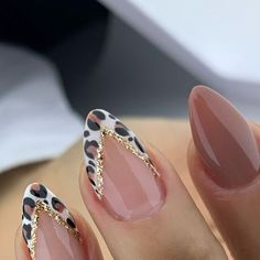 Leopard Design Nails, Leopard Print Almond Nails, Cheetah Print Almond Nails, 2024 Nail Ideas, Nfr Nails Designs, 25 Birthday Nails, Safari Nails Designs, Colored Tips Nails, Cute Classy Nails