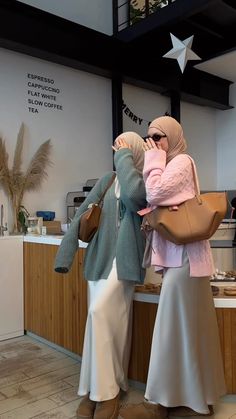 Summer Hijabi Outfits, Outdoor Fits, Aesthetic Fabric, Modest Outfits Muslim, Modest Winter Outfits, Estilo Hijab, Hijabi Fits, Muslimah Outfit