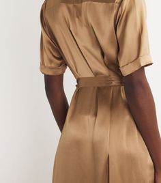 Find L'AGENCE Silk Klement Shirt Dress on Editorialist. L'Agence upgrades the humble shirt dress with a luxurious silk crafting. The Klement style adopts a utilitarian feel with its cargo pockets and collar, while it also possesses graceful movement thanks to the deep side splits that encourage the skirt to dance in your wake. Graceful Movement, Safari Shirt, Maxi Shirts, Midi Slip Dress, Maxi Shirt Dress, Short Coat Jackets, Lilac Dress, Side Splits, Silk Maxi Dress