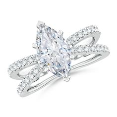 a pear shaped diamond engagement ring set