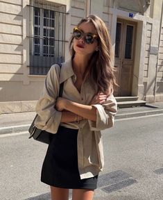 Formal Spring Outfits, Outfit Ideas Oversized, Outfit Elegantes, Spring Outfit Ideas, Mode Casual, Looks Street Style, Fashion Mistakes, Mode Inspo