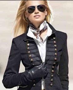 Burberry ............... Military Inspired Jacket, Mode Editorials, Mode Tips, Sweet Clothes, Ralph Lauren Style, Military Style, Fashion Mode