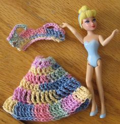 Crocheted Polly Pocket Dress Crocheting Clothing, Barbie Crochet Patterns, Poly Pocket, Polly Pocket Dolls, Pocket Doll, Dollhouse Clothes, Barbie Things, Kelly Doll