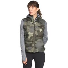 The North Face Hybrid Insulation Vest Women's Seasons And Weather, School Bags For Girls, Ikat Print, Women's Jackets, Wet Weather, Winter Coats Women, North Face Jacket, Winter Women, Womens Vest