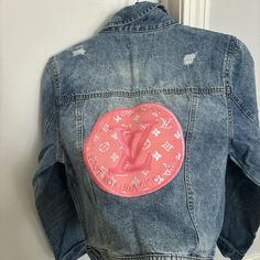 New Without Tags Pink Denim Outerwear For Streetwear, Pink Denim Jacket For Streetwear, Pink Denim Jacket For Spring Streetwear, Pink Denim Jacket With Pockets, Trendy Pink Denim Outerwear, Trendy Fitted Pink Denim Jacket, Pink Fitted Denim Outerwear, Fitted Pink Denim Outerwear, Upcycled Lv