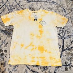 Nwt Salty Crew T-Shirt, Size 2x Large White Bleached Crew Neck T-shirt, Mustard Crew Neck Casual T-shirt, Mustard Short Sleeve T-shirt For Summer, Casual Yellow Crew Neck T-shirt, Casual Yellow Short Sleeve T-shirt, Casual White Bleached T-shirt, Summer Mustard Cotton T-shirt, Mustard Cotton T-shirt For Summer, Yellow Cotton Graphic Tee