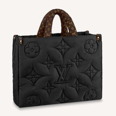 Louis Vuitton LV Unisex OnTheGO GM Tote Bag Black Econyl Louis Vuitton Bag Limited Edition, Louis Vuitton Puffer Bag, Louis Vuitton Onthego, Lv Shoulder Bag, 달력 디자인, Designer Labels, Louis Vuitton Limited Edition, Lv Bags, Louis Vuitton Fashion