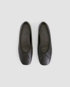 The Day Ballet Flat Black – Everlane Black Square Toe Ballet Flats, Sleek Black Slip-on Ballet Flats, Black Ballet Flats For Fall, Medium Width, Comfortable Black Slip-on Ballet Flats, Black Slip-on Ballet Flats With Textured Sole, Black Leather Sole Ballet Flats, Medium Width, Black Ballet Flats, Recycled Leather, Black Square