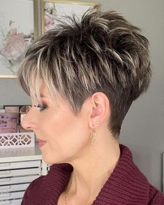 Short Hairstyle Women Gray Hair, Razor Pixie Haircut, Undercut Hairstyles Women Short Pixie Hair, Grey Hairstyle, Mom Haircut, Short Stacked Haircuts, Short Stacked Hair, Razored Haircuts, Short Hairstyles Over 50